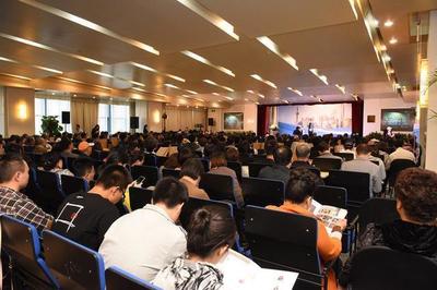 滬語新聲，情系浦江——《鳳凰老江連線》“上海話 上海情”文化藝術交流活動策劃